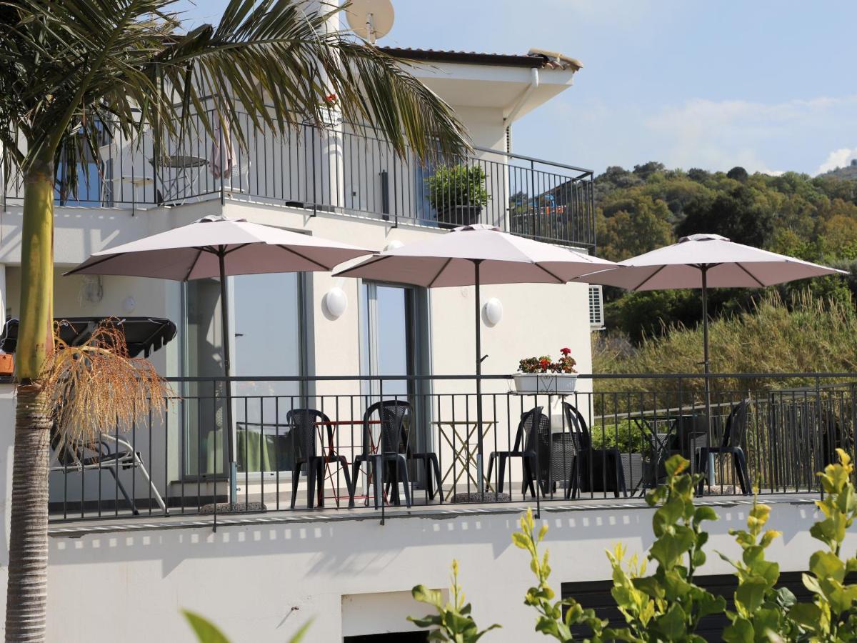 Bed and Breakfast Assabinirica Acquedolci Exterior foto